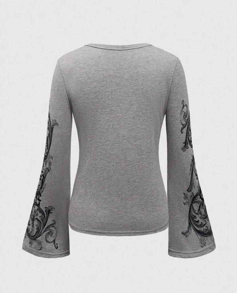 V NECK WIDE SLEEVE SWEATER