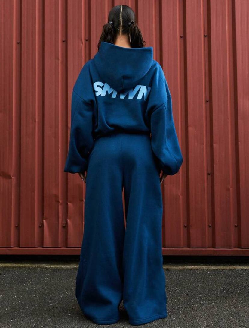 OVERSIZED SWEATPANTS