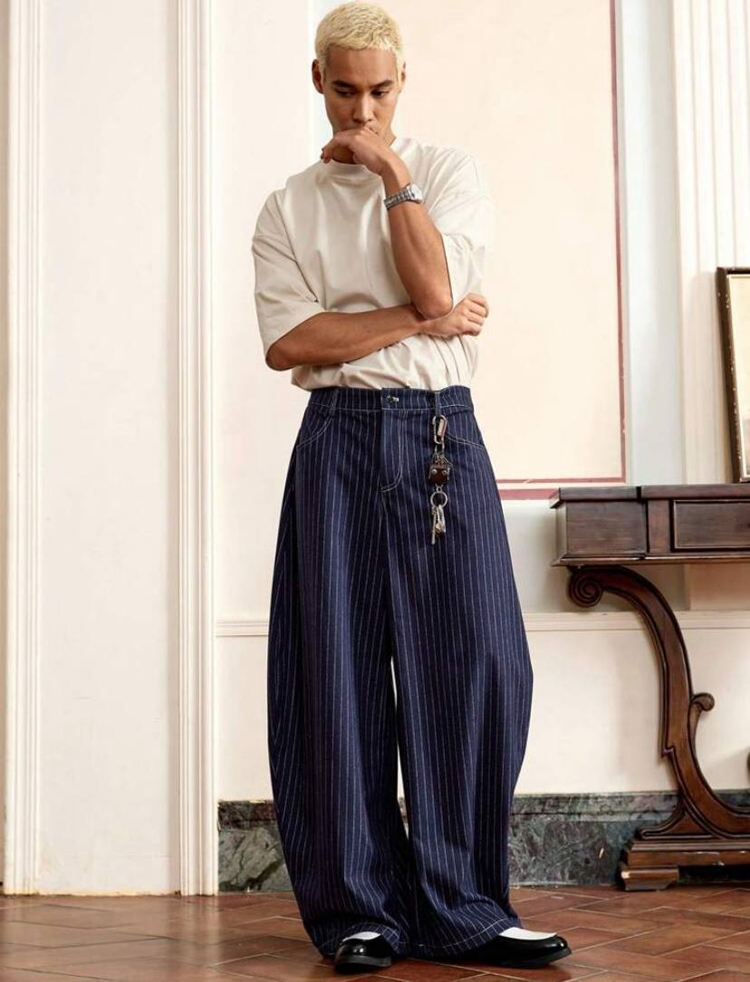 OVERSIZED STRIPED PANTS